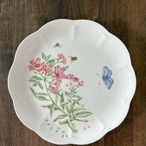 LENOX BUTTERFLY GARDEN SWALLOWTAIL 9” LUNCHEON PLATE